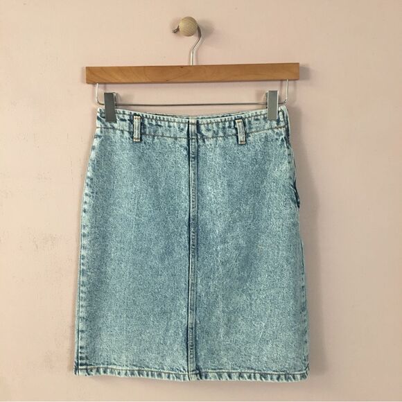 Vintage No Excuses Light Blue Acid Wash Denim Mini Skirt Size 3 GUC - Picture 1 of 10